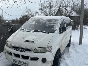 Авто Hyundai H-1 2002 № 8466740