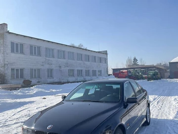 Авто BMW 5 Series 1999 № 8466743