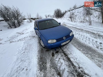 Авто Volkswagen Golf 2000 № 8466755
