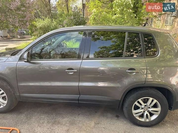 Авто Volkswagen Tiguan 2012 № 8467031
