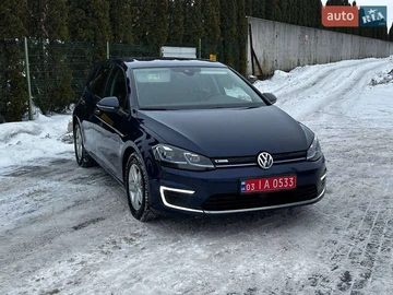 Авто Volkswagen E-Golf 2019 № 8467044