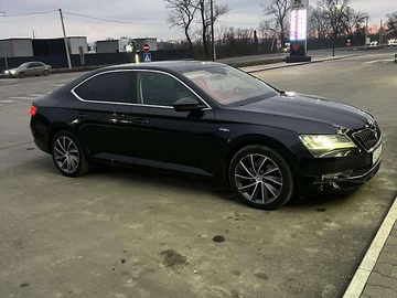 Авто Skoda Superb 2016 № 8467419