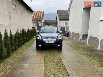 Авто Volkswagen Touareg 2005 № 8468076