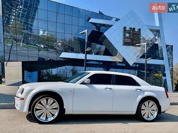 Авто Chrysler 300C 2005 № 8468162