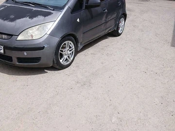 Авто Mitsubishi Colt 2004 № 8468386