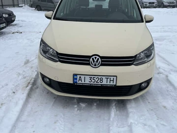 Авто Volkswagen Touran 2015 № 8468580