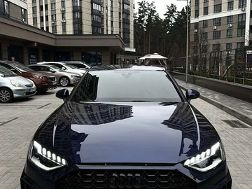 Авто Audi A4 2021 № 8468593