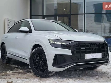 Авто Audi Q8 2023 № 8468779