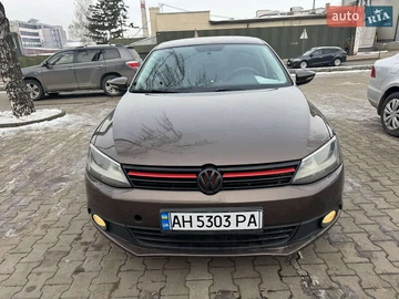 Авто Volkswagen Jetta 2012 № 8468849