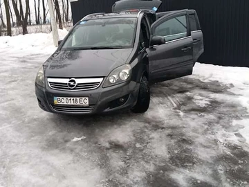 Авто Opel Zafira 2011 № 8468850