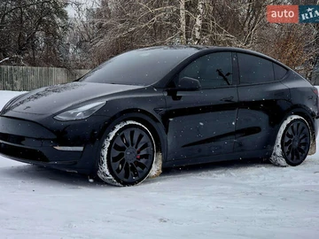 Авто Tesla Model Y 2023 № 8468914