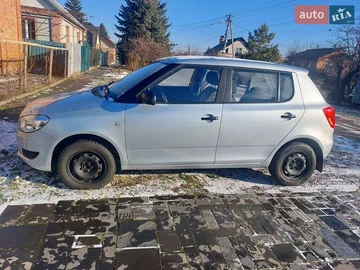 Авто Skoda Fabia 2012 № 8468934