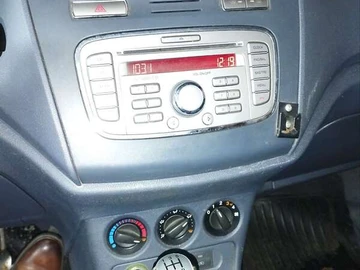 Авто Ford Transit Connect 2010 № 8469175
