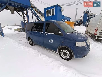 Авто Volkswagen Transporter 2008 № 8469228