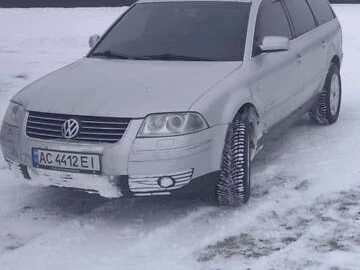 Авто Volkswagen Passat 2001 № 8469607