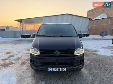 Авто Volkswagen Multivan 2015 № 8470067