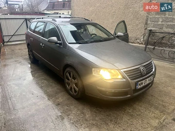 Авто Volkswagen Passat 2005 № 8470086