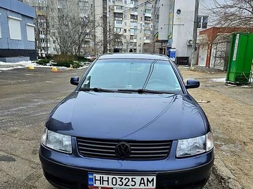Авто Volkswagen Passat 1999 № 8470096