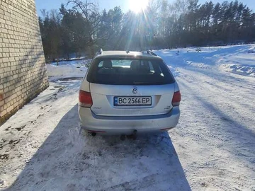 Авто Volkswagen Golf 2010 № 8470237