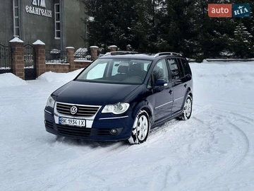 Авто Volkswagen Touran 2007 № 8470690