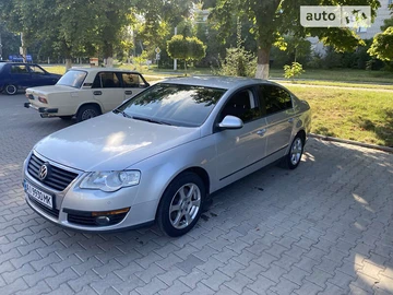 Авто Volkswagen Passat 2008 № 8470693