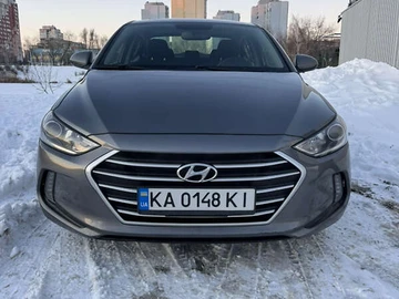 Авто Hyundai Elantra 2018 № 8470840