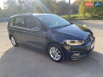 Авто Volkswagen Touran 2017 № 8470900