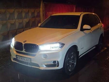 Авто BMW X5 2014 № 8471006