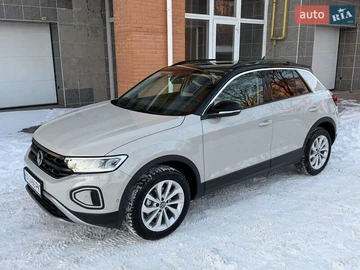 Авто Volkswagen T-Roc 2025 № 8471113