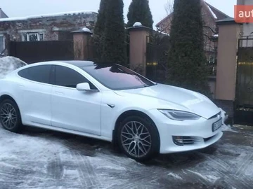Авто Tesla Model S 2020 № 8471143