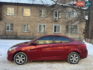 Авто Hyundai Accent 2013 № 8471372