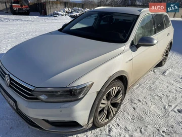 Авто Volkswagen Passat Alltrack 2019 № 8471414