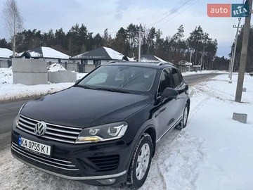 Авто Volkswagen Touareg 2017 № 8471507
