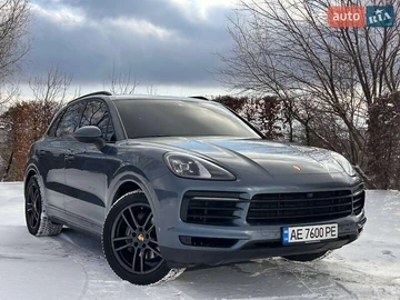 Авто Porsche Cayenne 2019 № 8471509