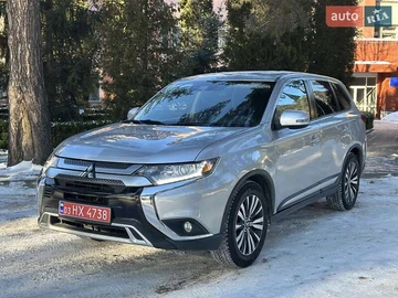 Авто Mitsubishi Outlander 2020 № 8472011