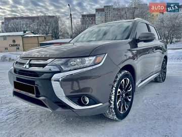 Авто Mitsubishi Outlander 2018 № 8472024