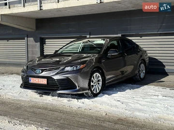 Авто Toyota Camry 2021 № 8472028