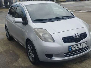Авто Toyota Yaris 2008 № 8472200