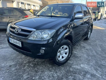 Авто Toyota Fortuner 2006 № 8472339