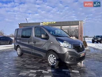Авто Renault Trafic 2016 № 8472359