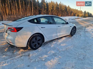Авто Tesla Model 3 2023 № 8472379
