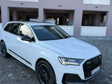 Авто Audi Q7 2020 № 8472545