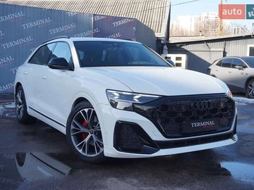 Авто Audi Q8 2024 № 8472550