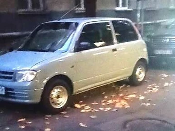 Авто Daihatsu Cuore 2000 № 8472584