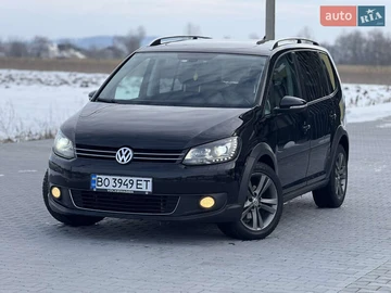 Авто Volkswagen Touran 2011 № 8473405