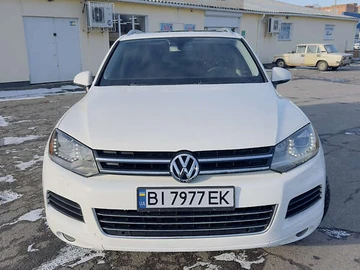 Авто Volkswagen Touareg 2010 № 8473480