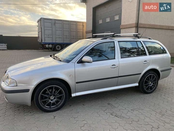 Авто Skoda Octavia 2002 № 8473609