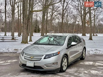 Авто Chevrolet Volt 2014 № 8473622