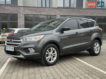 Авто Ford Escape 2018 № 8473701