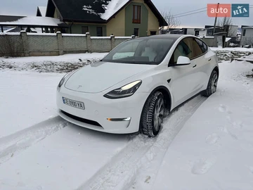 Авто Tesla Model Y 2021 № 8473857